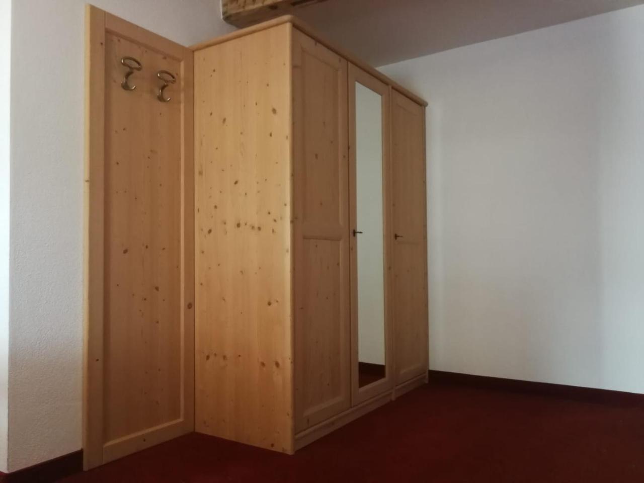 Hôtel Gasthaus Weisskugel à Malles Venosta Extérieur photo