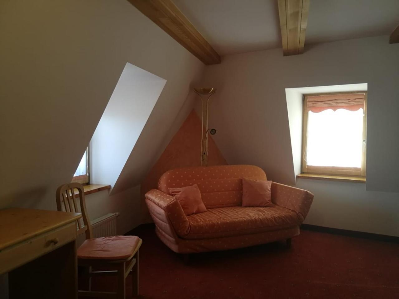 Hôtel Gasthaus Weisskugel à Malles Venosta Extérieur photo
